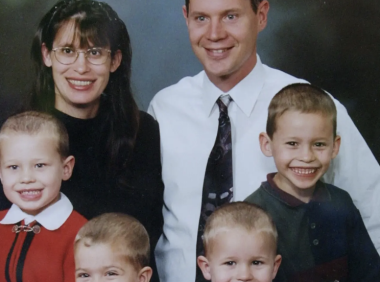 2001年亲手将5个孩子溺死在浴缸里的杀人母亲拒出精神病院